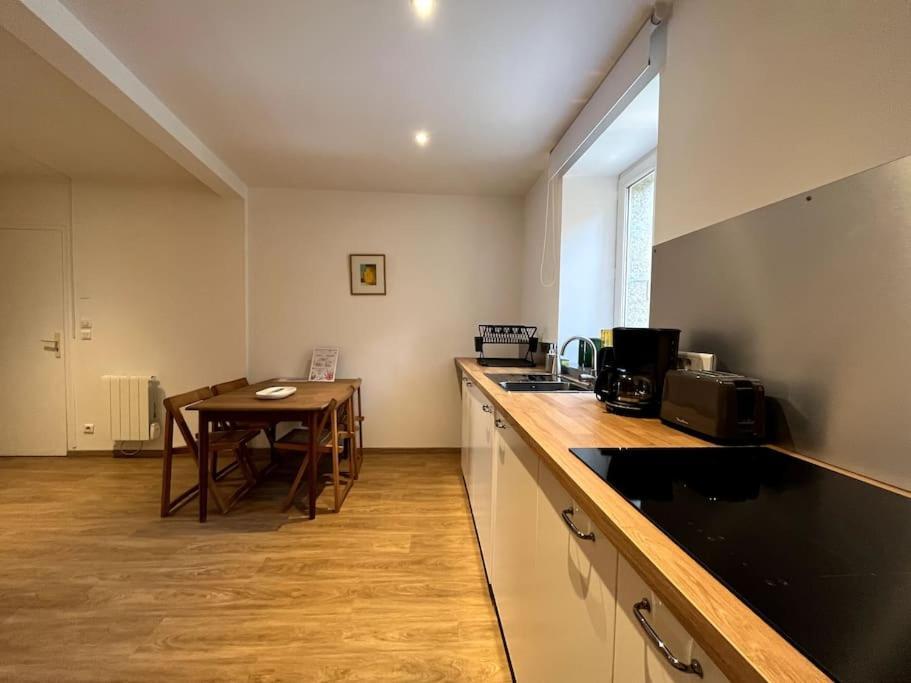 Elegant T2 Entierement Renove Lägenhet Concarneau Exteriör bild